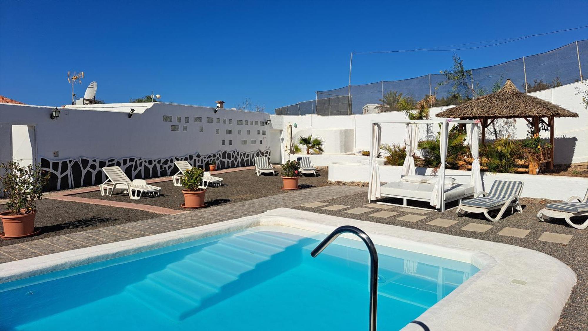 Remarkable 3-Bedroom House 'Villa' Finca Vistamar サロブレ エクステリア 写真